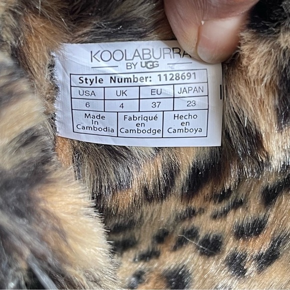 Koolaburra  by Ugg Women’s Aribel Black Leopard Suede Short Winter Boots Size 6 - Picture 10 of 11